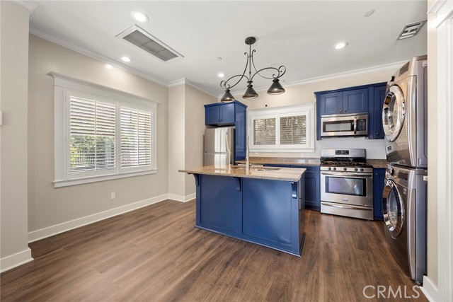 1721 El Dorado Avenue, La Habra CA: https://media.crmls.org/medias/76cf29b5-0450-4b09-9dd1-1e3ed8c28c98.jpg