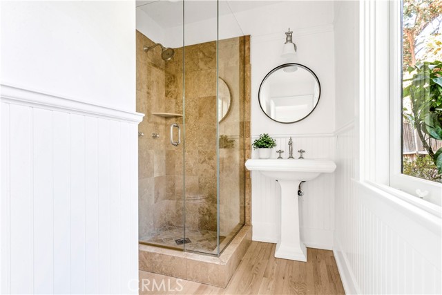432 Holly Street, Laguna Beach CA: https://media.crmls.org/medias/76d03dd8-d2fb-4f8f-bddb-57869fa8d5f0.jpg