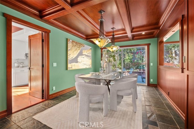 9 Aberdeen st, Irvine CA: https://media.crmls.org/medias/76d05ce5-90f2-4ccd-a3eb-0ea4fc050fa5.jpg