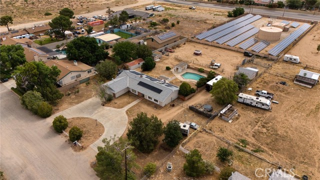 43320 41st W Street, Lancaster CA: https://media.crmls.org/medias/76d085d6-2891-4d4d-9d70-45eee89bb177.jpg