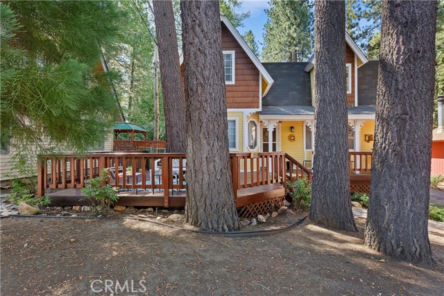 Detail Gallery Image 4 of 22 For 42751 Peregrine Ave, Big Bear Lake,  CA 92315 - 3 Beds | 2 Baths