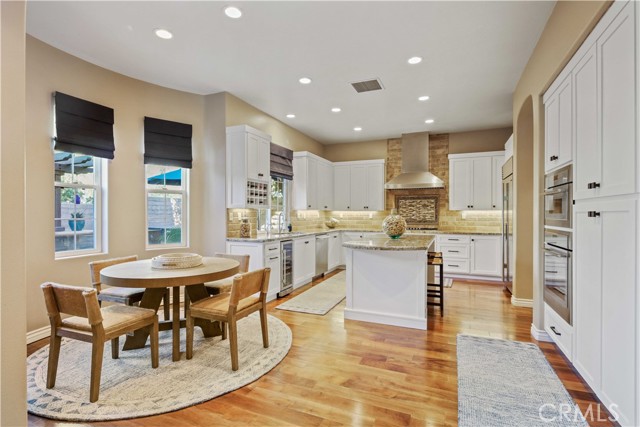 Image 6 of 71 For 26816 Fairlain Drive