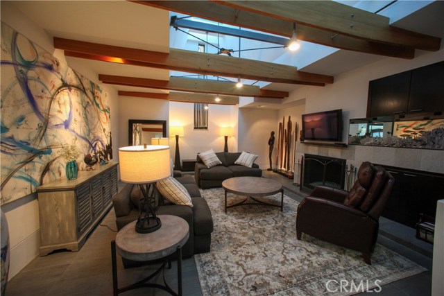 Detail Gallery Image 28 of 53 For 3807 Crest Rd, Rancho Palos Verdes,  CA 90275 - 5 Beds | 6/1 Baths
