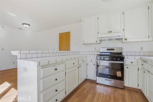 Detail Gallery Image 2 of 28 For 1847 8th, Los Osos,  CA 93402 - 3 Beds | 2 Baths