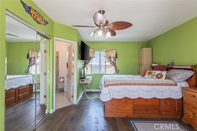 Detail Gallery Image 13 of 27 For 12945 Jefferson Avenue, Hawthorne,  CA 90250 - 3 Beds | 2 Baths