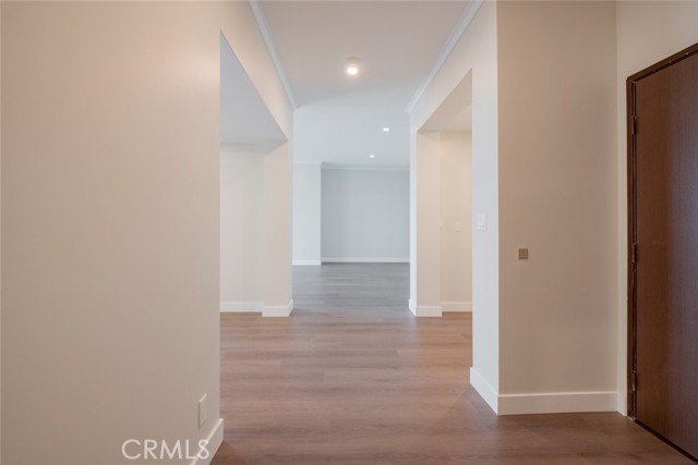 Detail Gallery Image 5 of 40 For 1305 N Columbus Ave #112,  Glendale,  CA 91202 - 2 Beds | 2 Baths