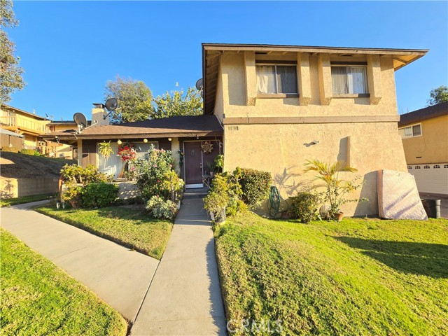 2426 Nancy S Street, West Covina CA: https://media.crmls.org/medias/76d4fdcb-9750-4d69-9482-1c33e6209c44.jpg