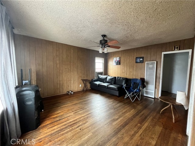 1118 E 106th Street, Los Angeles, CA, 90002 1118 E 106th Street, Los Angeles, CA, 90002