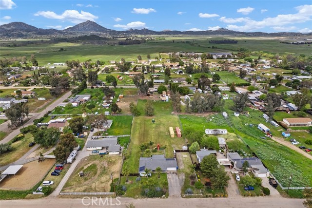 142 Hope Street, Ramona CA: https://media.crmls.org/medias/76d55b63-cc75-4a0c-aee6-99e89eecf3c3.jpg