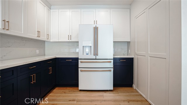 Detail Gallery Image 6 of 44 For 11165 Valley Spring, Studio City,  CA 91602 - 5 Beds | 5/1 Baths