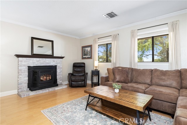 Detail Gallery Image 4 of 44 For 7435 Iverson, Paso Robles,  CA 93446 - 3 Beds | 2 Baths