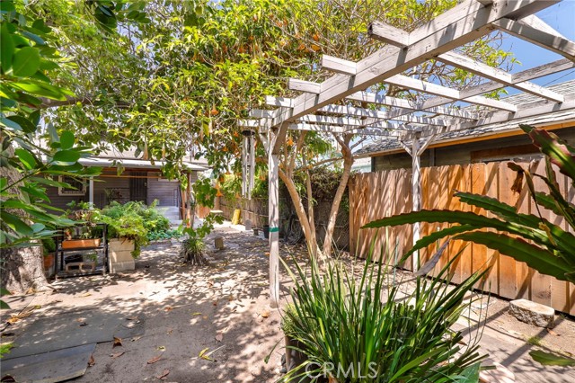 Detail Gallery Image 32 of 43 For 5008 S Van Ness Ave, Los Angeles,  CA 90062 - 3 Beds | 1 Baths