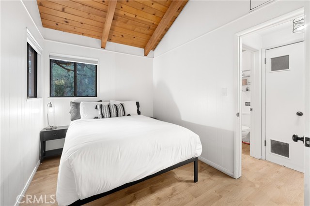 Detail Gallery Image 25 of 38 For 42540 Cedar Ave, Big Bear Lake,  CA 92315 - 2 Beds | 1 Baths