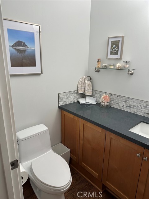 305 Kansas Street, El Segundo CA: https://media.crmls.org/medias/76d68d58-3b01-4c67-94d5-09fd6c46fd64.jpg