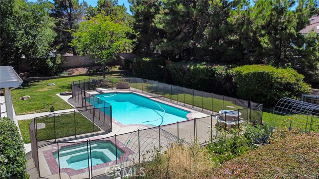 41653 62nd W Street, Palmdale CA: https://media.crmls.org/medias/76d6b42a-af35-4105-a508-8871c95a2bf1.jpg