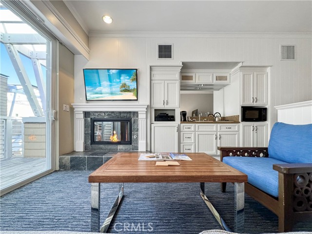 1300 The Strand, Hermosa Beach, California 90254, 1 Bedroom Bedrooms, ,1 BathroomBathrooms,Residential,For Sale,The Strand,SB24169998