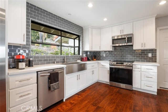 5088 San Jacinto Circle West, Fallbrook CA: https://media.crmls.org/medias/76d7370d-49a0-45a8-b44e-de03df37fe9a.jpg
