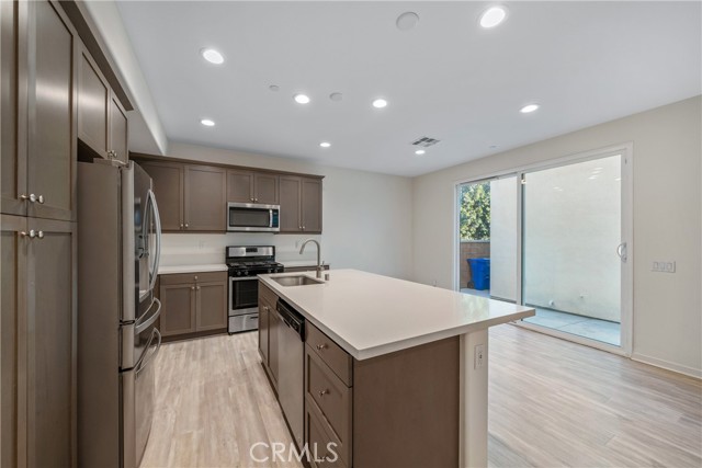 Detail Gallery Image 4 of 48 For 11082 Panoramic, Rancho Cucamonga,  CA 91730 - 4 Beds | 3 Baths