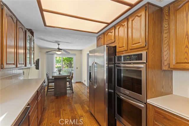 Detail Gallery Image 10 of 47 For 6128 Avalon Ct, Long Beach,  CA 90803 - 4 Beds | 3 Baths
