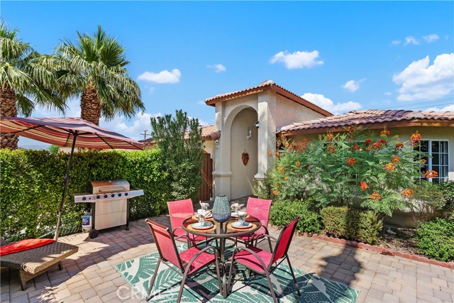 53070 Avenida Vallejo, La Quinta CA: https://media.crmls.org/medias/76d796ea-8a81-4aef-91d6-46cbb322439a.jpg