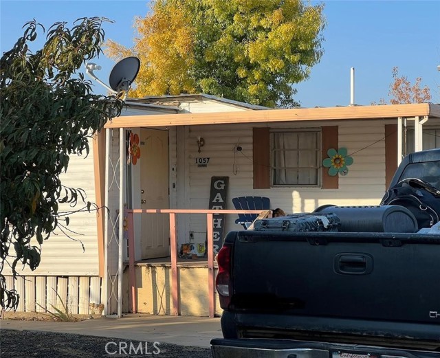 1057 W Northgrand Avenue, Porterville, California 93257, 1 Bedroom Bedrooms, ,1 BathroomBathrooms,Residential,For Sale,1057 W Northgrand Avenue,CRFR23042682