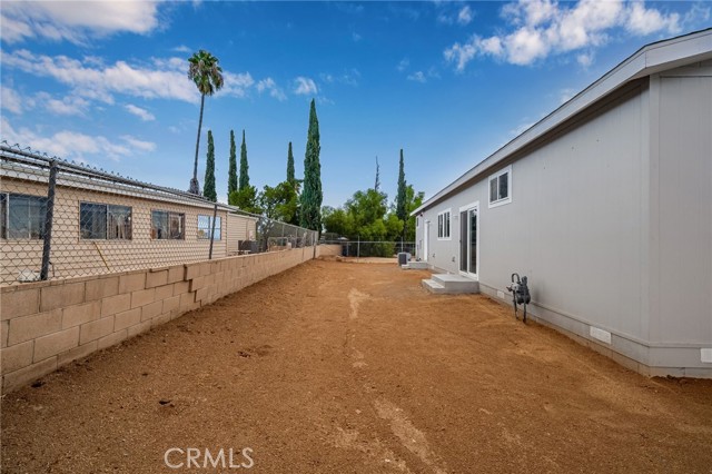 Detail Gallery Image 27 of 34 For 728 Larissa, Perris,  CA 92570 - 3 Beds | 2 Baths