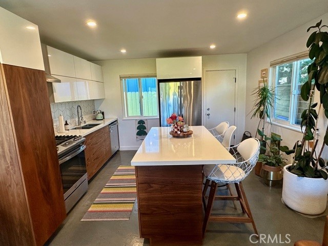 Detail Gallery Image 6 of 11 For 440 Luzon, Morro Bay,  CA 93442 - 2 Beds | 1 Baths