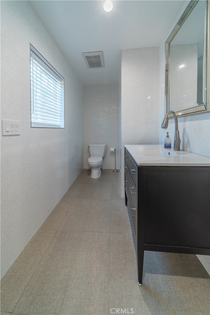 902 E WALNUT AvenueBurbank img 24