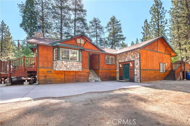 42531 Cedar Ave, Big Bear Lake CA: https://media.crmls.org/medias/76dabf2f-73fd-4ae6-a2d7-69154ee3493e.jpg