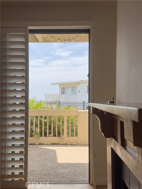 7301 Vista Del Mar Avenue, Playa del Rey CA: https://media.crmls.org/medias/76dac268-cf2e-41ae-af29-ac01a174236e.jpg