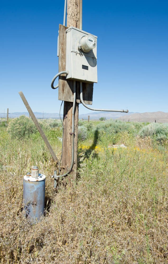 Detail Gallery Image 7 of 11 For 2011 67th, Rosamond,  CA 93560 - 2 Beds | 1 Baths