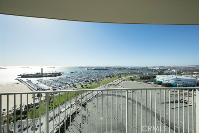 Detail Gallery Image 3 of 50 For 700 E Ocean Bld #3008 & 3007,  Long Beach,  CA 90802 - 3 Beds | 2 Baths