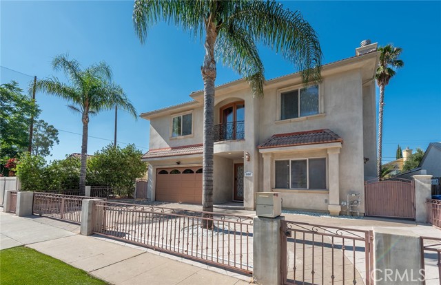 18267 Valley Vista Boulevard, Tarzana CA: https://media.crmls.org/medias/76dce757-7eee-4d1a-b48c-021cb6537c34.jpg
