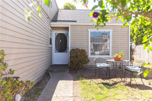 Detail Gallery Image 2 of 19 For 1607 Point Lobos Ln, Santa Maria,  CA 93454 - 2 Beds | 2 Baths