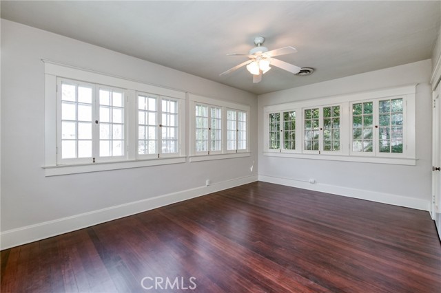 Detail Gallery Image 29 of 61 For 605 E Home Ave, Fresno,  CA 93728 - 5 Beds | 4/1 Baths