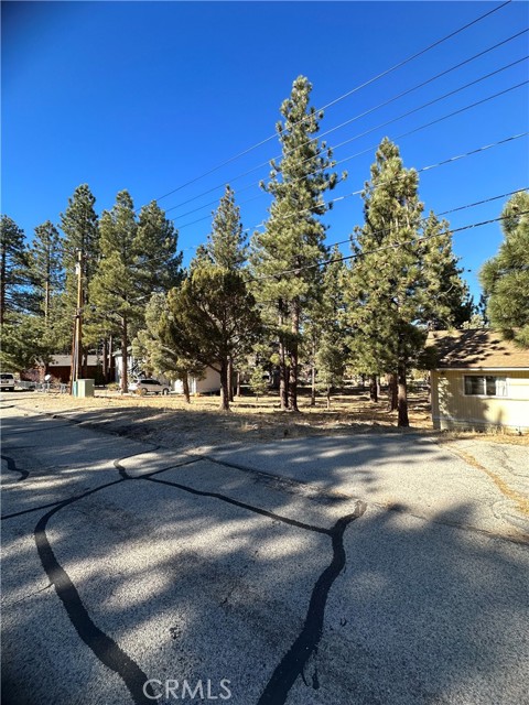 Detail Gallery Image 8 of 9 For 46997 Sky View Dr, Big Bear City,  CA 92314 - – Beds | – Baths