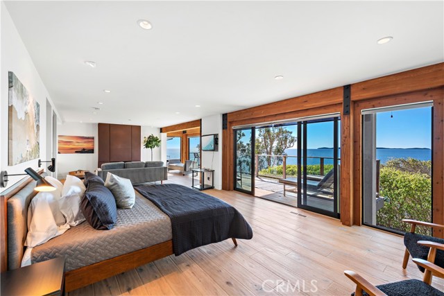 Detail Gallery Image 16 of 69 For 2623 Victoria Dr, Laguna Beach,  CA 92651 - 4 Beds | 3/1 Baths