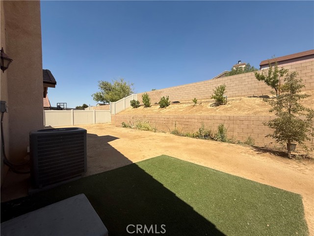 Detail Gallery Image 30 of 33 For 37126 Firethorn St, Palmdale,  CA 93550 - 4 Beds | 2 Baths