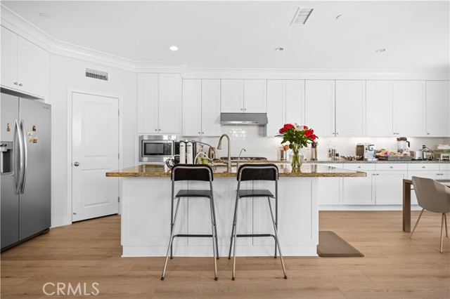 Detail Gallery Image 16 of 43 For 63 Birmingham, Irvine,  CA 92620 - 4 Beds | 4 Baths