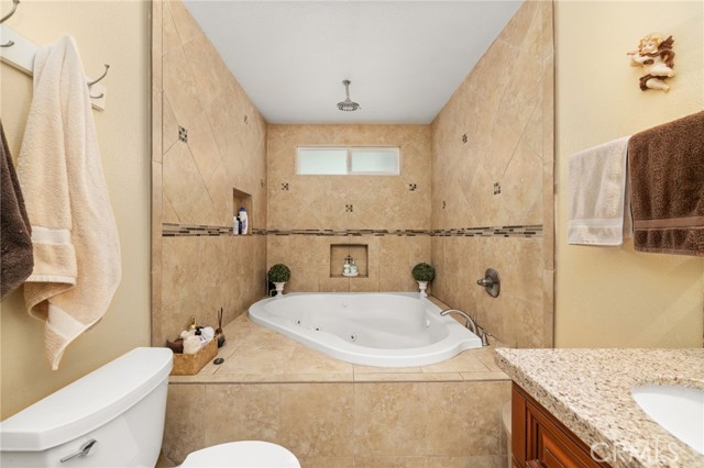 Detail Gallery Image 11 of 62 For 11267 Jerry Pl, Cerritos,  CA 90703 - 3 Beds | 3 Baths