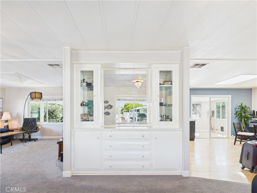 MLS #OC25245628 image #5