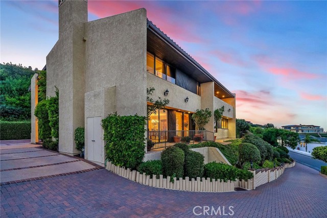 29711 Grandpoint Lane, Rancho Palos Verdes, California 90275, 4 Bedrooms Bedrooms, ,4 BathroomsBathrooms,Residential,Sold,Grandpoint Lane,PV24073485