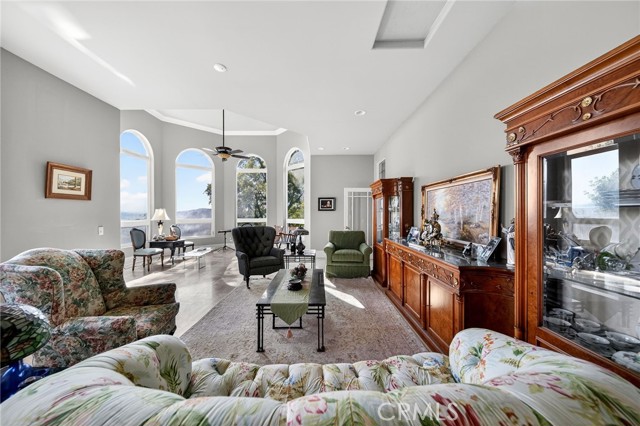 Detail Gallery Image 33 of 49 For 37840 via Majorca, Murrieta,  CA 92562 - 7 Beds | 4/1 Baths