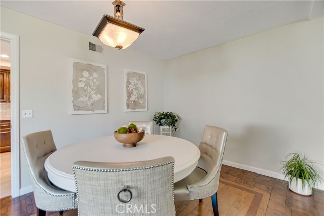 7022 Wheeler Avenue, La Verne CA: https://media.crmls.org/medias/76e11e5e-ce7d-455f-a51b-e13812ab0bba.jpg