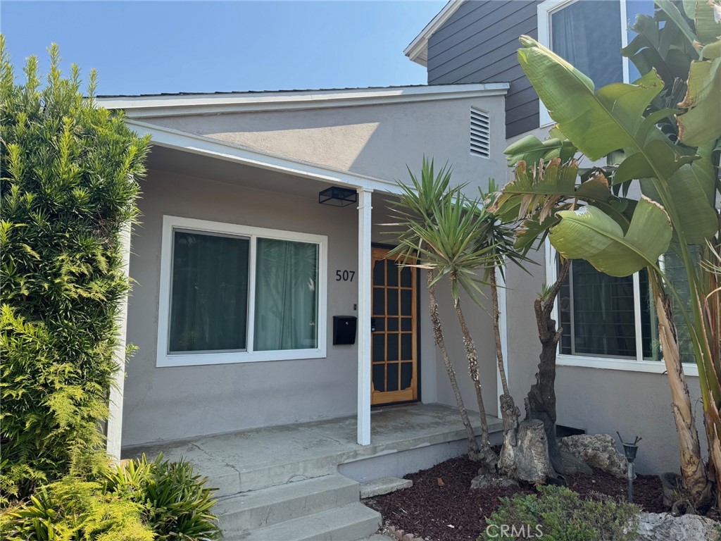 507 W Riggin Street