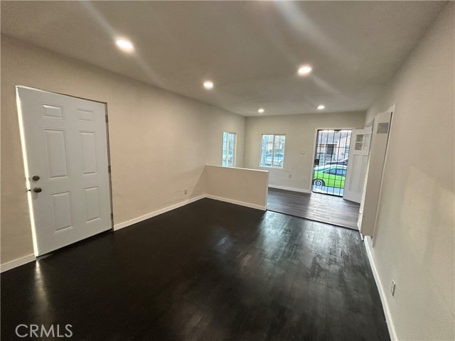 2412 Gale Avenue photo 10