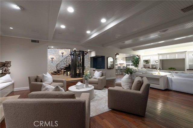 Detail Gallery Image 31 of 41 For 16631 Carousel, Huntington Beach,  CA 92649 - 4 Beds | 4/1 Baths