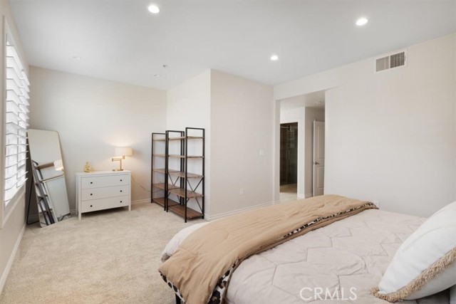 89 E Commonwealth Avenue, Alhambra CA: https://media.crmls.org/medias/76e444a9-6ec9-4786-960c-5a9f711a7039.jpg