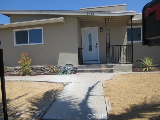 1403 W Elder Avenue, Santa Ana CA: https://media.crmls.org/medias/76e46cf2-3abd-4879-8af5-e19429801e35.jpg