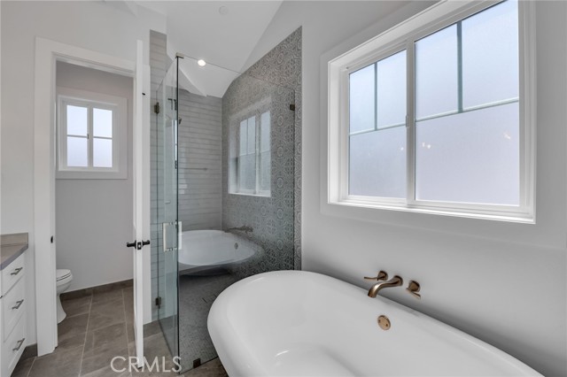 Detail Gallery Image 40 of 63 For 2304 Harriman Ln a,  Redondo Beach,  CA 90278 - 4 Beds | 3/1 Baths